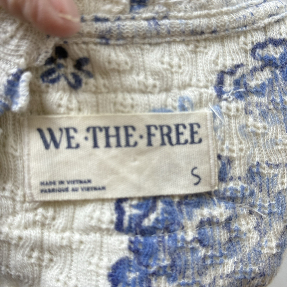 We The Free Clover Printed Thermal Blue Floral Lettuce Hem Womens S Granola girl - Picture 5 of 9